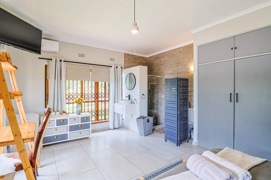 7 Bedroom Property for Sale in Waterkloof A H North West